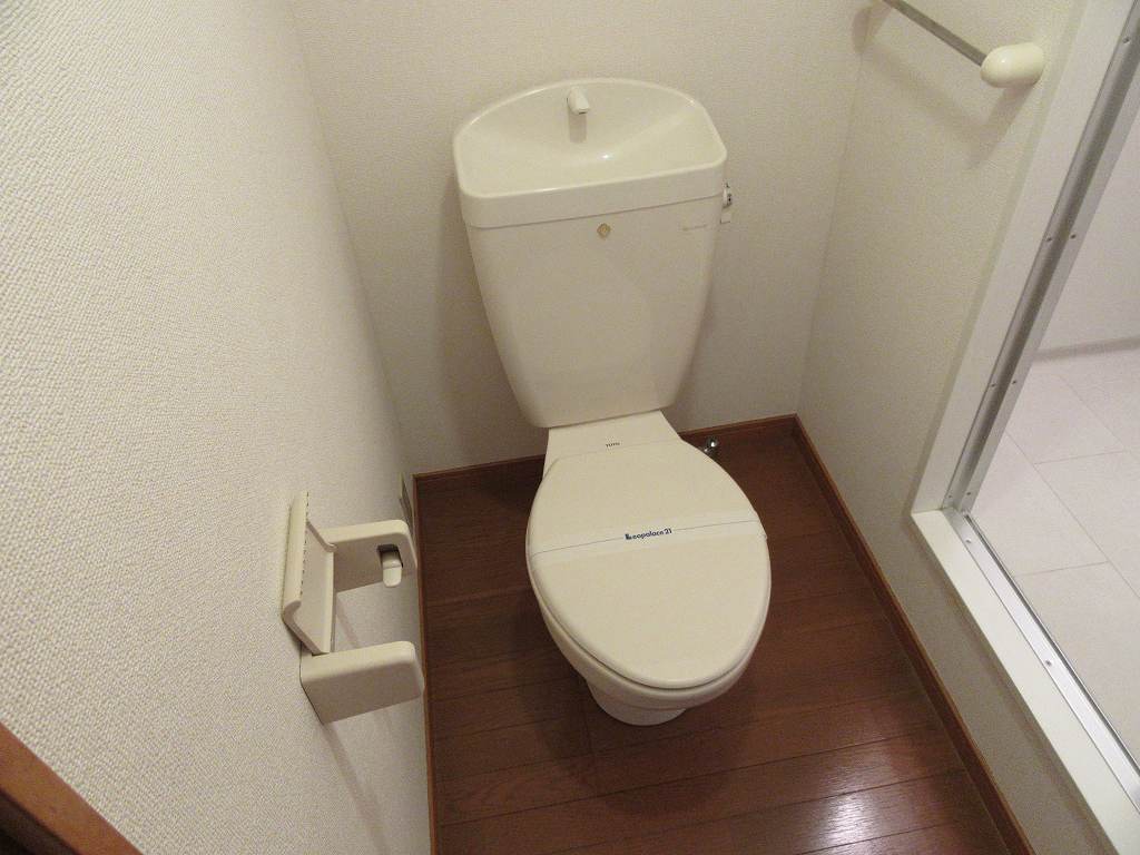 【上里のトイレ】