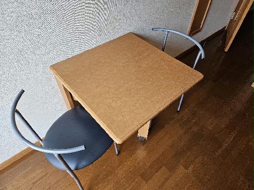 その他設備　机・椅子