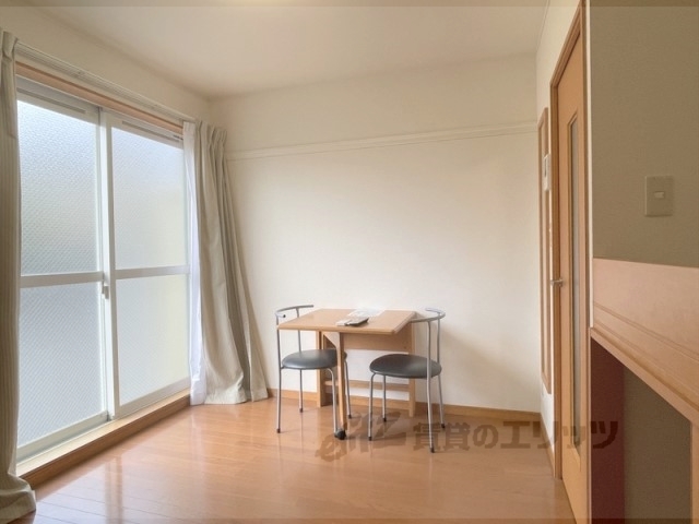 居室・リビング　洋室