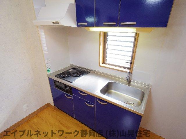 キッチン　キッチンでお料理をお楽しみください