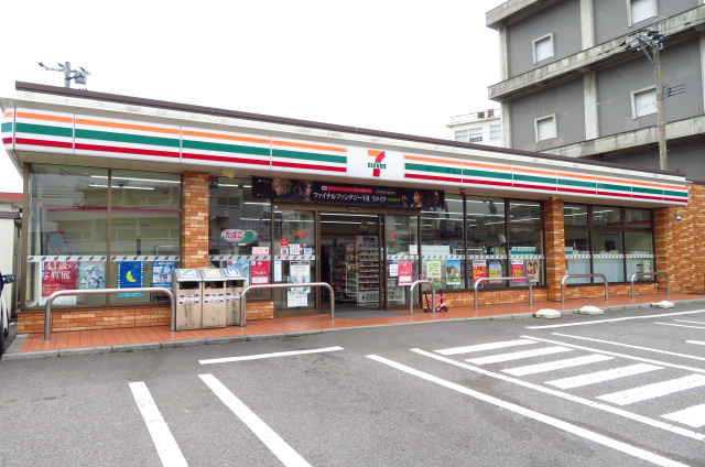 コンビニ　セブンイレブン 別府大学前店（コンビニ）まで380m