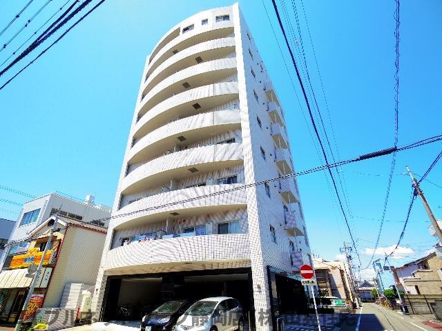 静岡市葵区一番町のマンションの建物外観