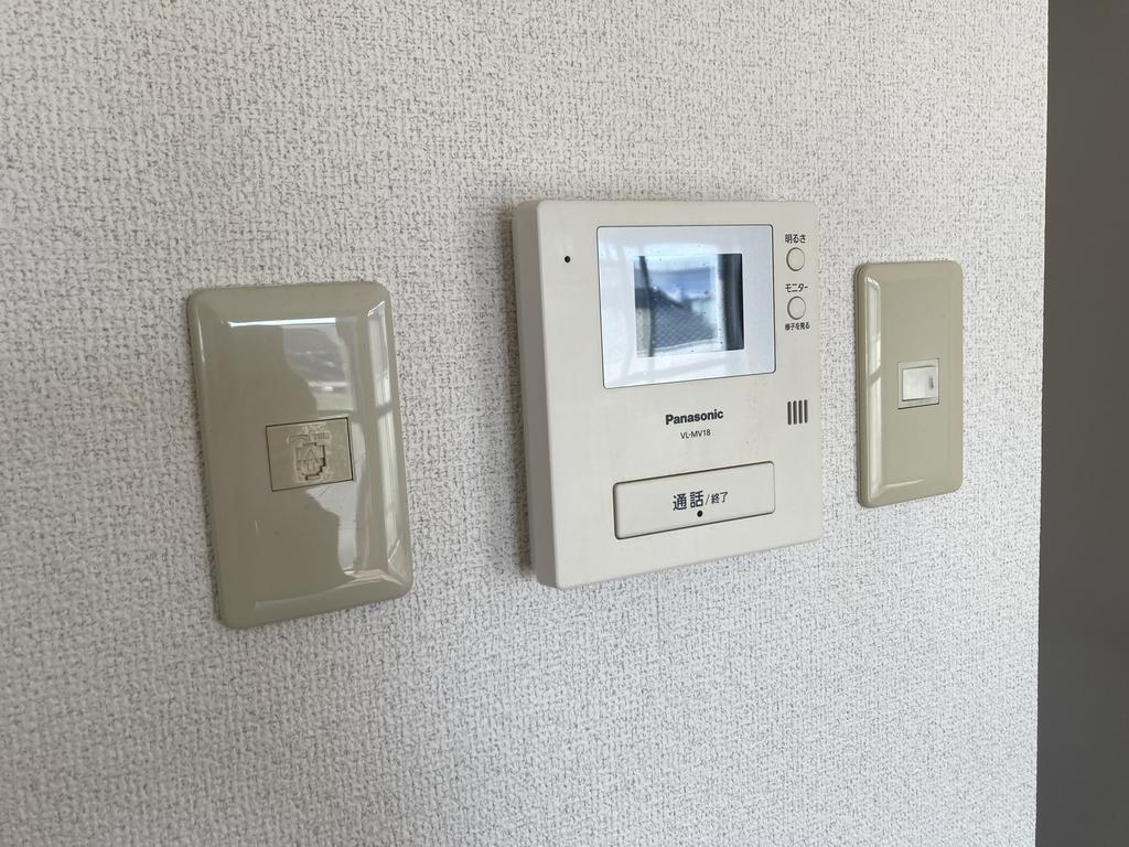 セキュリティ　モニター付インターホン