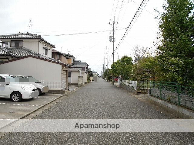 その他　前面道路（その他）まで0m