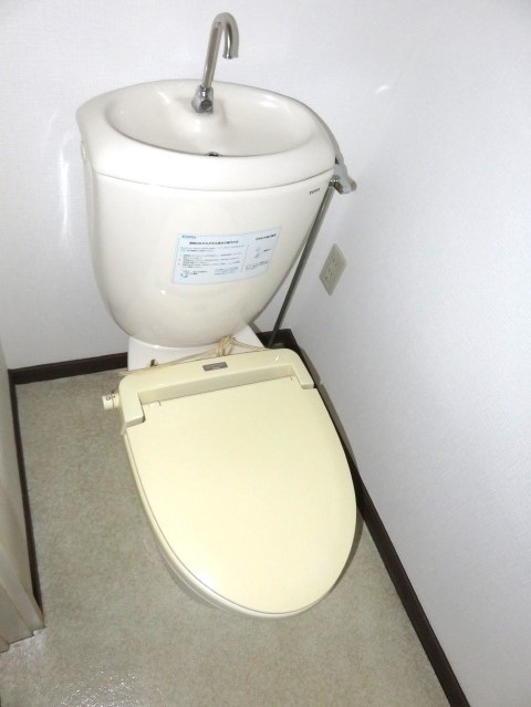 トマトハウスのトイレ写真