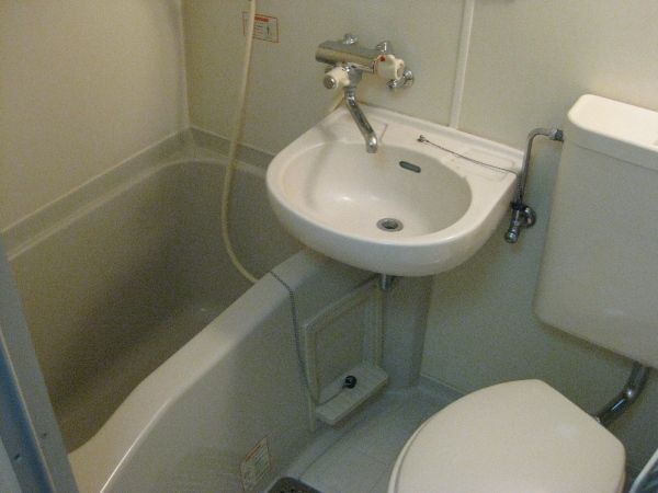 バス・シャワールーム