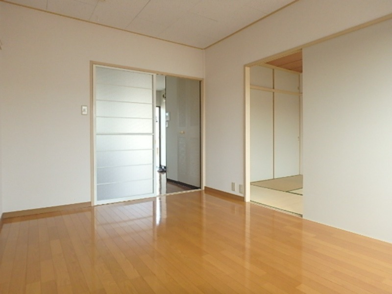 居室・リビング　図面と現状に相違がある場合には現状を優先