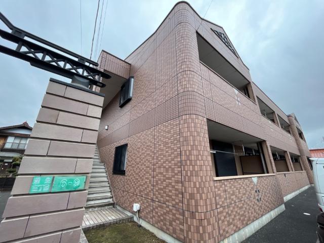 北九州市小倉南区蒲生のアパートの建物外観