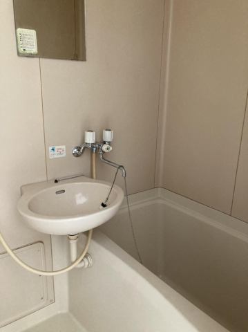 洗面設備　同物件別室です