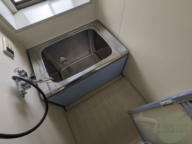 バス・シャワールーム　お風呂は追い炊きがあってゆっくり入りたくなりますね。