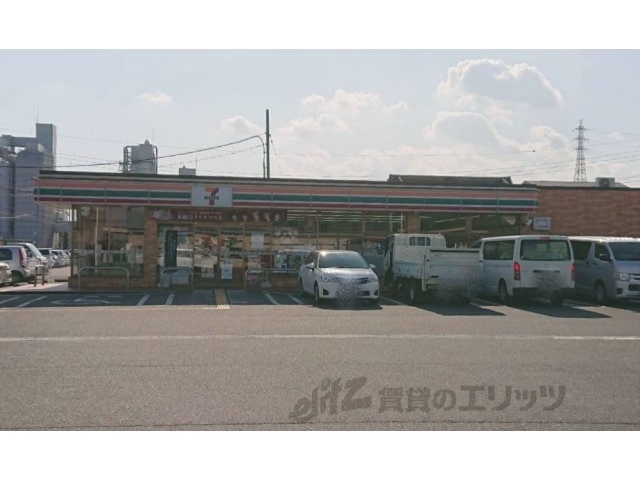 コンビニ　セブンイレブン橿原忌部町店（コンビニ）まで1000m