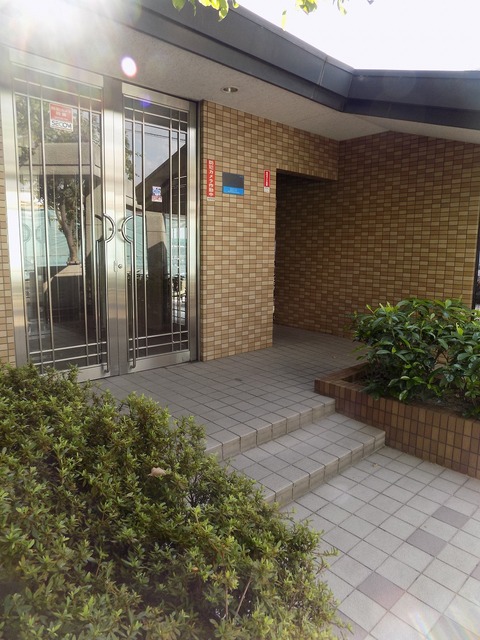 エントランス　エントランス