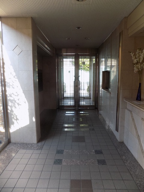 ロビー　エントランス