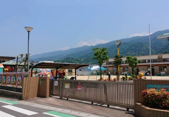 幼稚園・保育園　中曽根保育園（幼稚園・保育園）まで700m