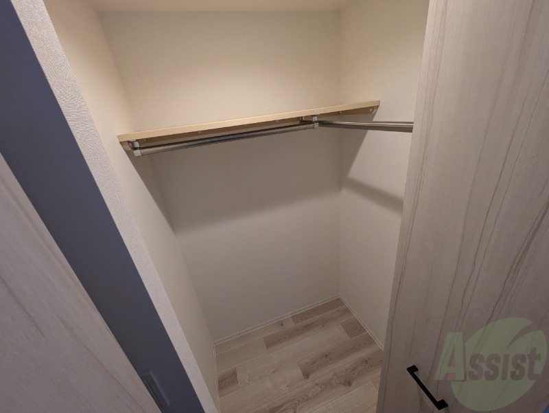 収納　寝室の収納になります。広々としてたくさん収納できます。