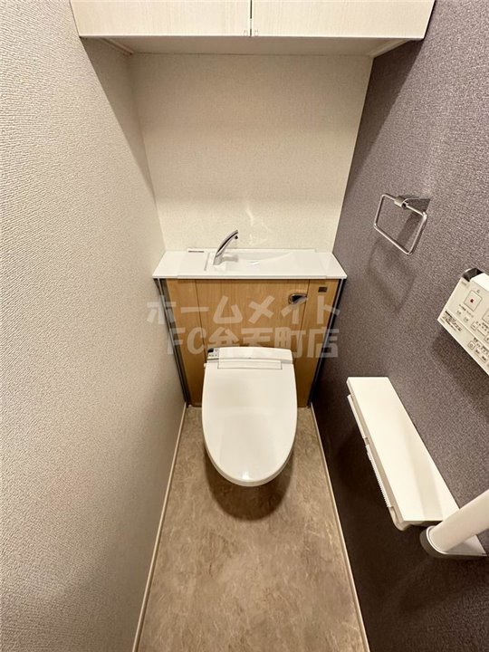トイレ　清潔感のあるトイレです