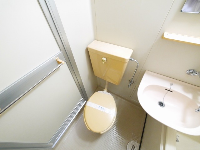 トイレ　ゆったりとした空間のトイレです