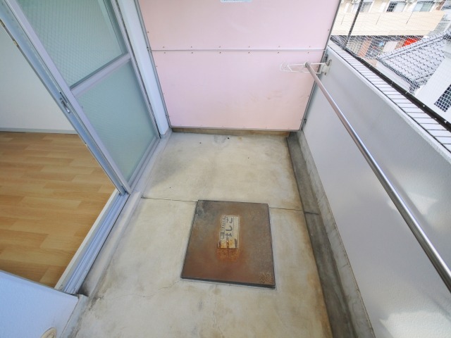 バルコニー　落ち着いた時間を過ごせるバルコニーです