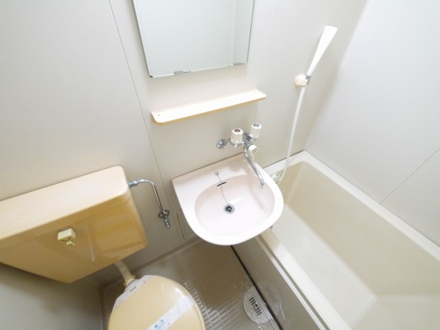 洗面設備　使いやすい洗面所です