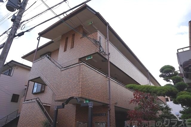 【ビアンヌール川西の建物外観】