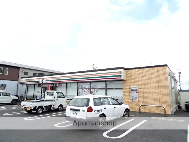 コンビニ　セブンイレブン（コンビニ）まで634m