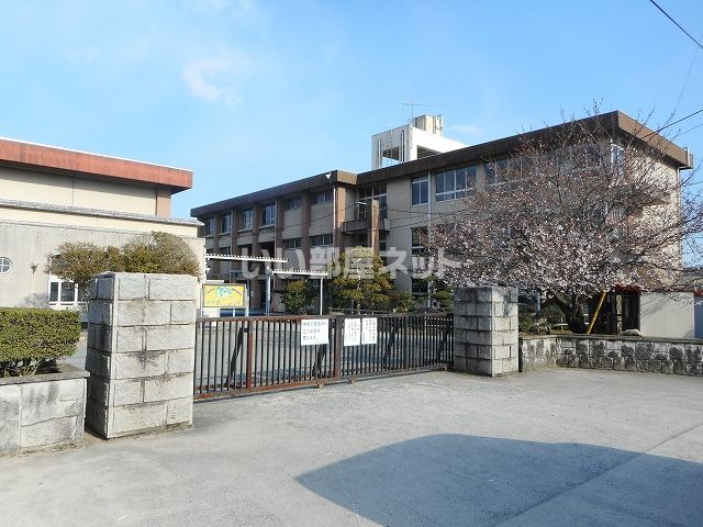 小学校　福山市立御野小学校（小学校）まで1010m