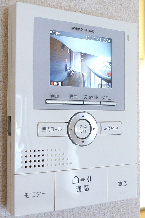 セキュリティ　訪問者を確認できるＴＶモニターホン♪