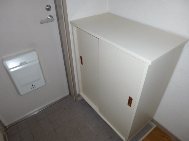 玄関　靴収納あります。