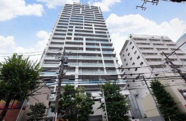 中野区中野のマンションの建物外観