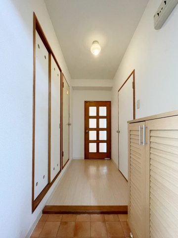 玄関　明るい玄関です