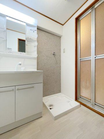 その他　洗濯機置場です