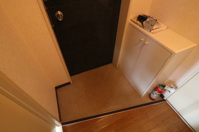玄関　シューズボックスあります♪