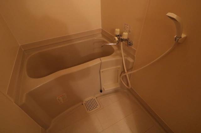 バス・シャワールーム　清潔感のある浴室♪