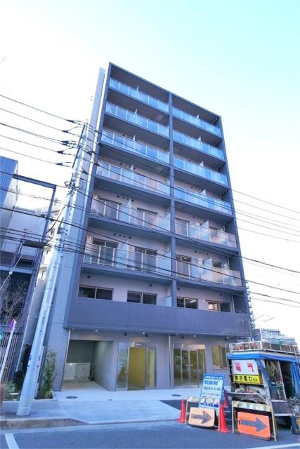 稲城市東長沼のマンションの建物外観