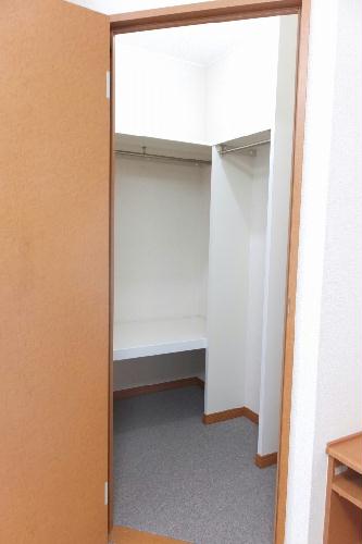 収納　ウォークインクローゼット