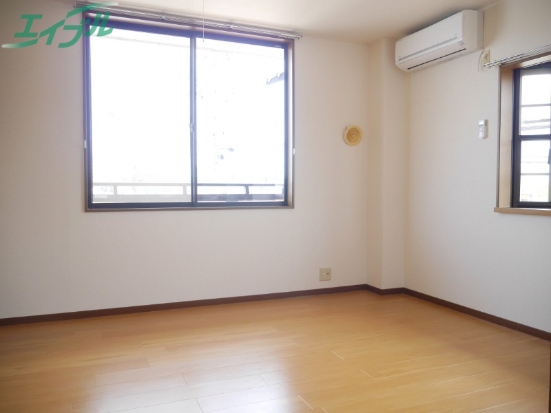 その他部屋・スペース　別部屋同型反転タイプです。