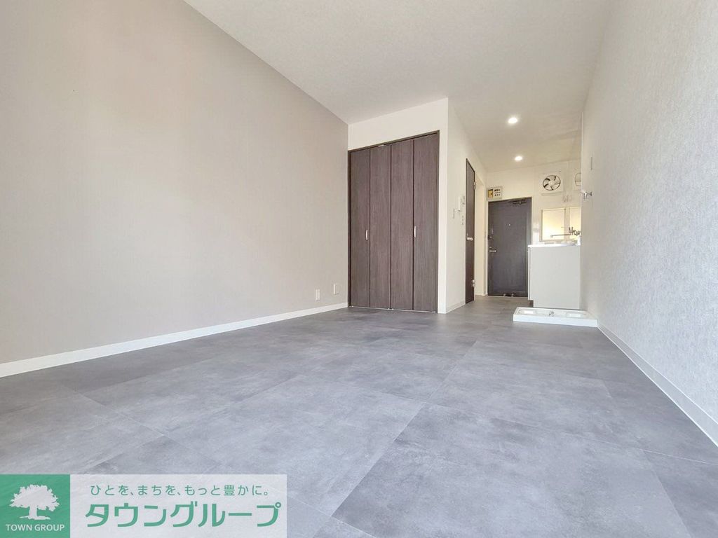 居室・リビング　室内リノベーション済みで綺麗なお部屋です♪