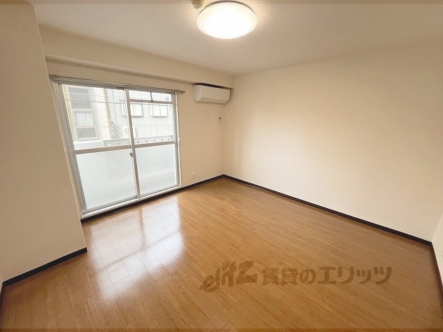 居室・リビング　洋室