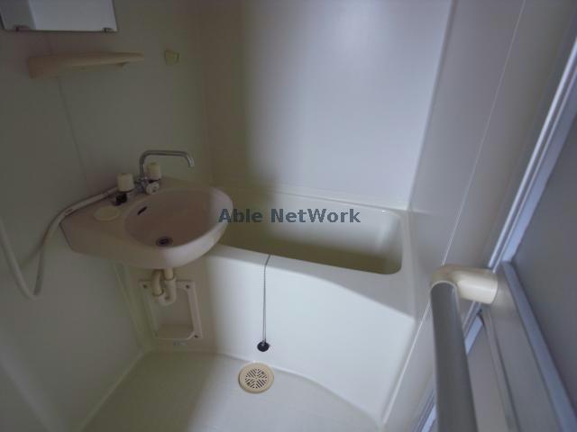 バス・シャワールーム　バス