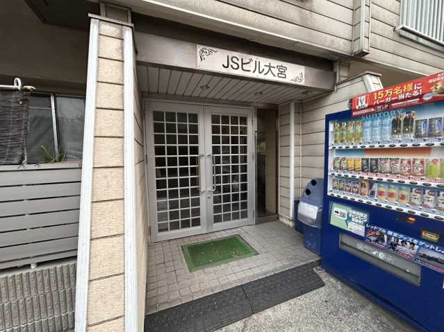 エントランス　エントランス