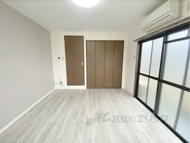 居室・リビング　洋室