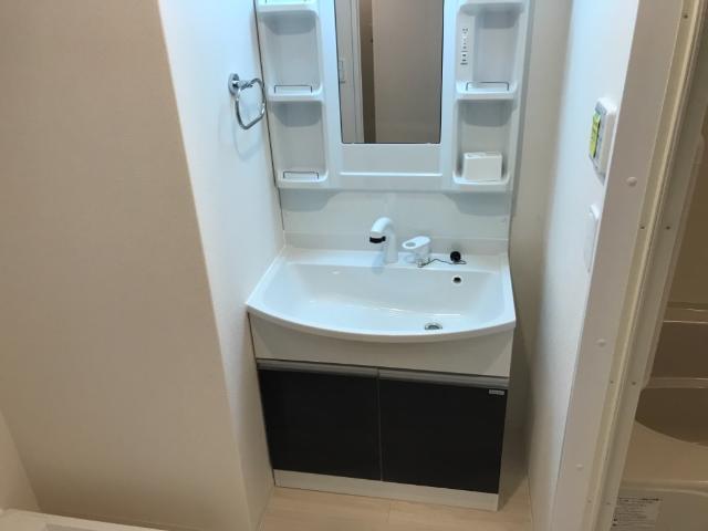 洗面設備　洗髪洗面化粧台