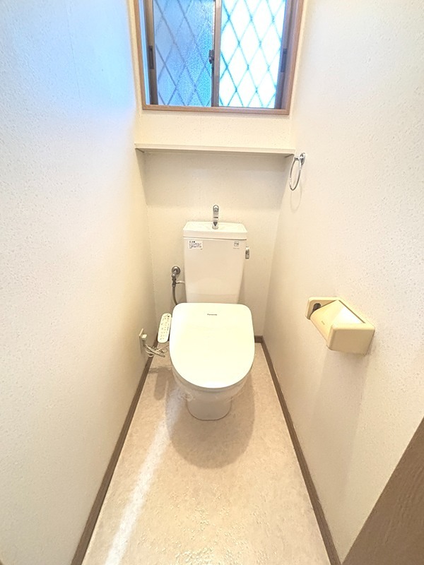 トイレ　シャワートイレ