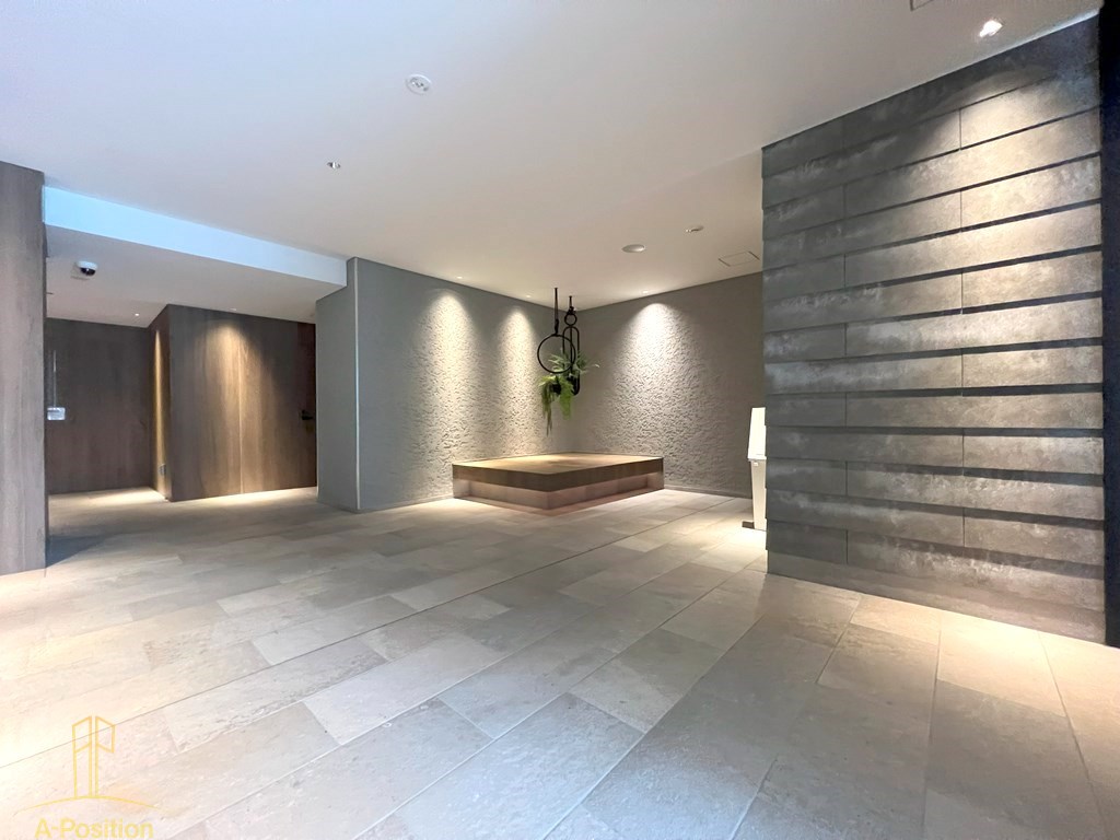 ロビー　アーバネックス難波WEST