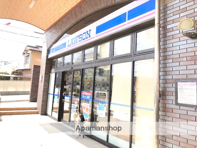 コンビニ　ローソン八幡折尾四丁目店（コンビニ）まで385m