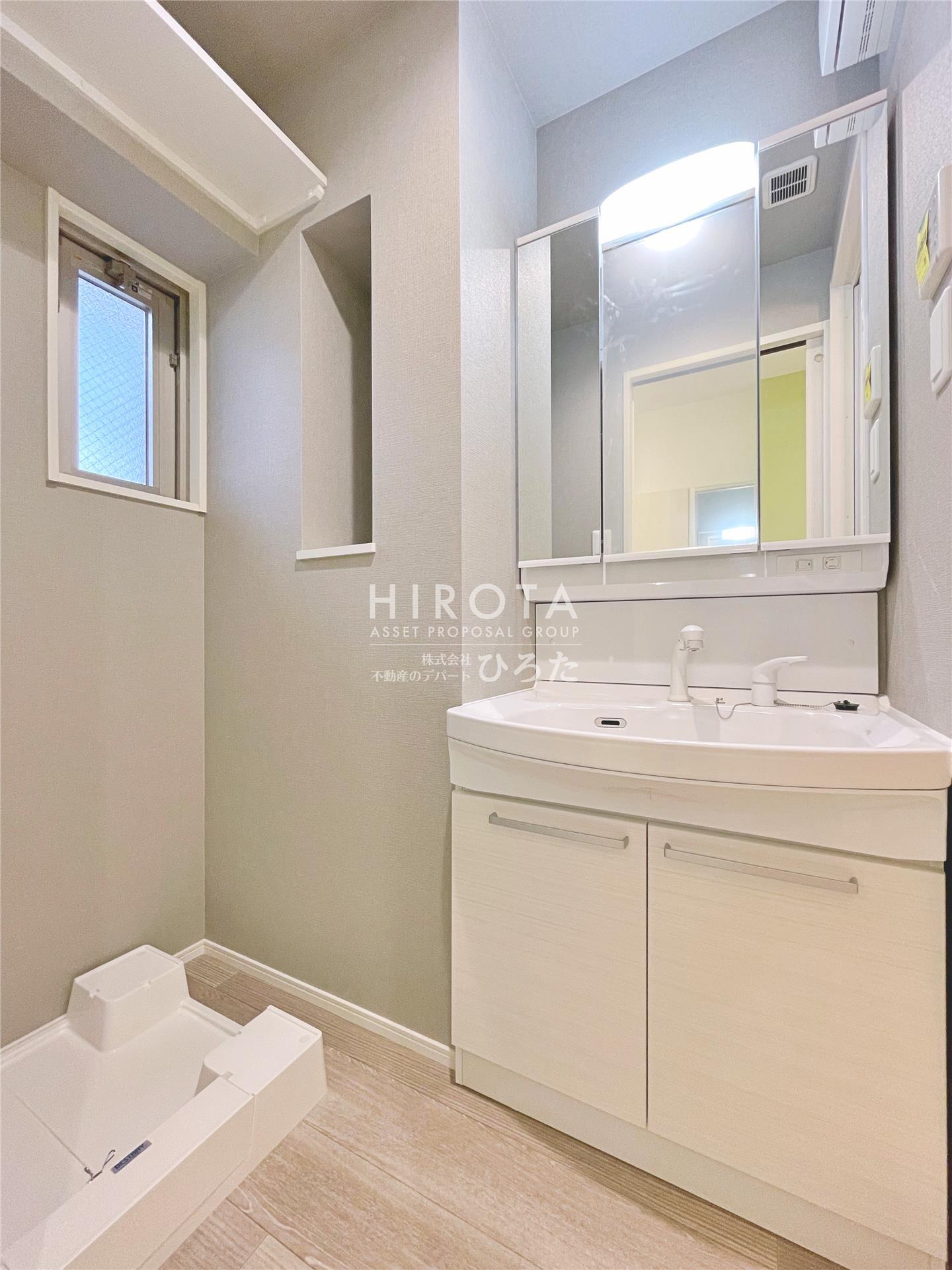 洗面設備　同仕様写真