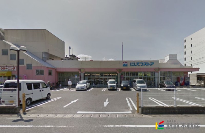 スーパー　西鉄ストア周船寺店（スーパー）まで500m