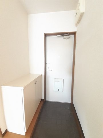 玄関　落ち着いた玄関です