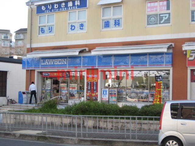 コンビニ　ローソン（コンビニ）まで400m