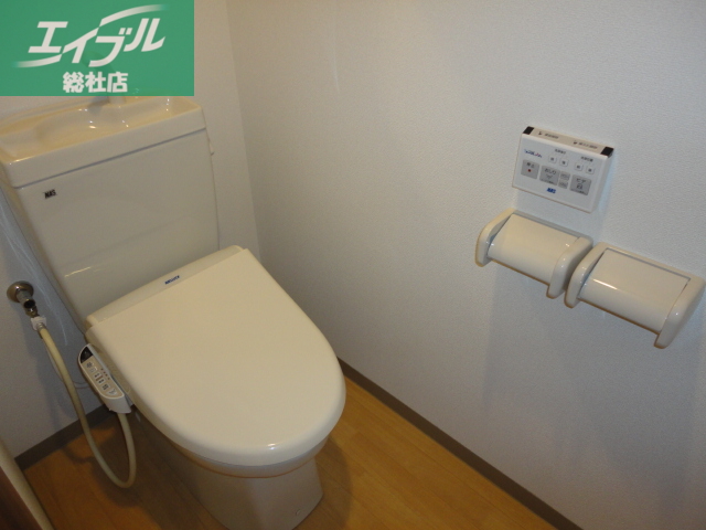 トイレ　シャワー付トイレ